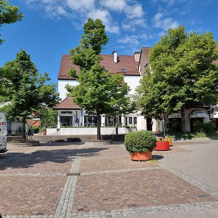 Hotel Zur Traube Moglingen Bagian luar foto