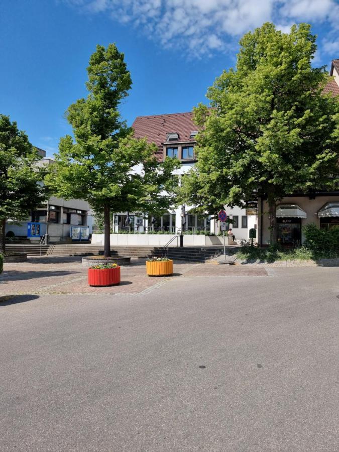 Hotel Zur Traube Moglingen Bagian luar foto