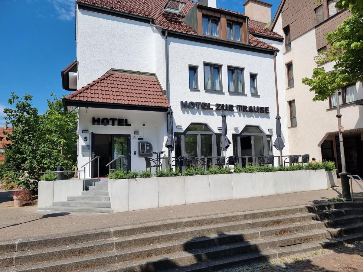 Hotel Zur Traube Moglingen Bagian luar foto